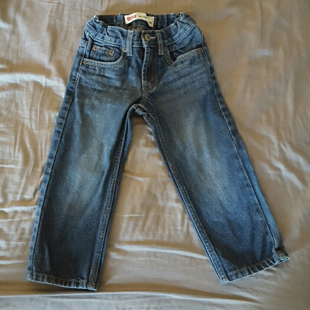 Levi 549 relaxed straight leg jeans